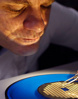 艾德琳·亚历桑德拉-广州天梭手表维修服务中心